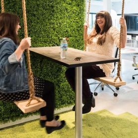 Blog: Bijzondere vergader 'stoelen' die je meeting nét wat interessanter maken